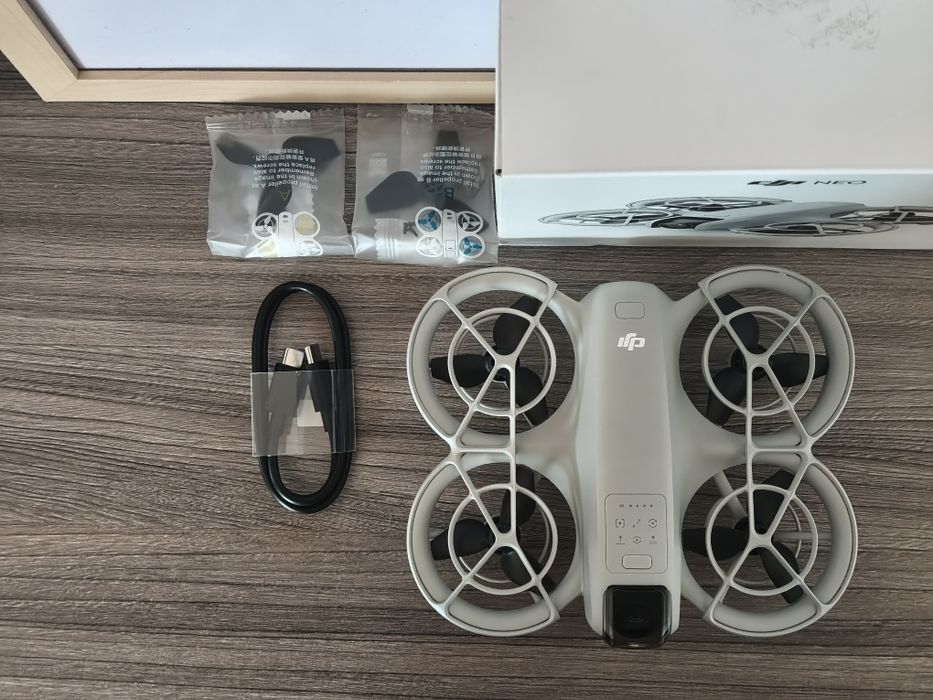 DJI Neo como novo, só 5 voos, sem quedas