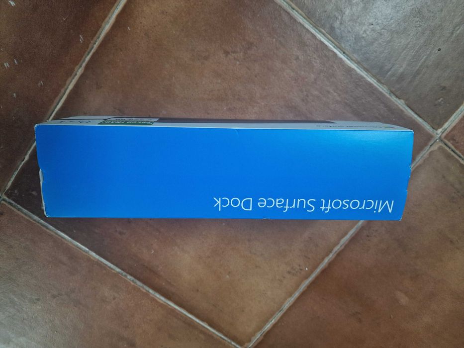 Microsoft Surface Docking Station - Model 1661423157723111761926