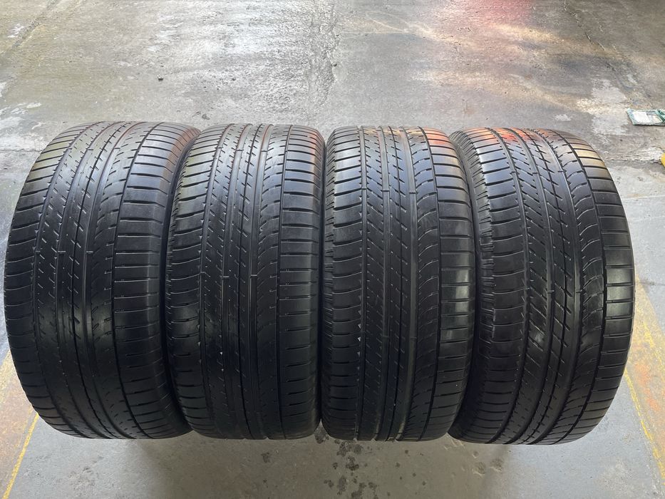 Шини літні R22 295 40 Goodyear Склад Осокорки