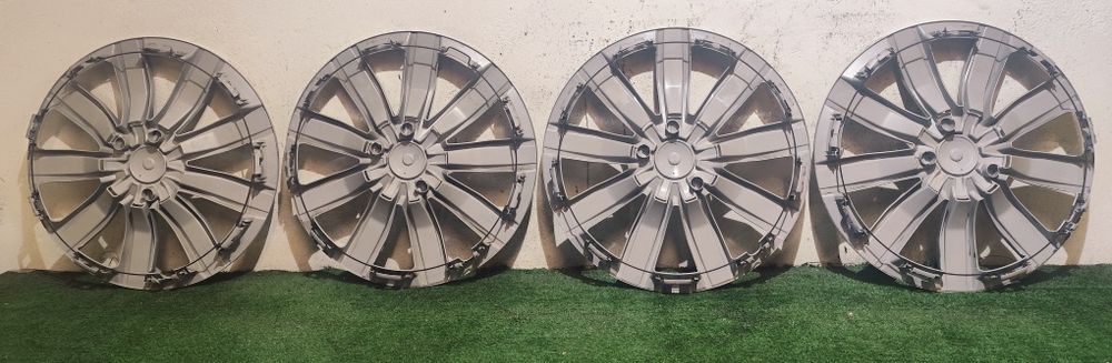 Kołpaki OE Tiguan II 17 " stan BDB