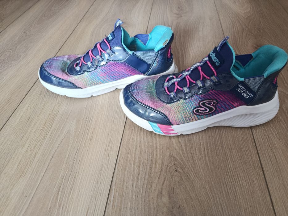 Buty sportowe Skechers Slip-ins 35