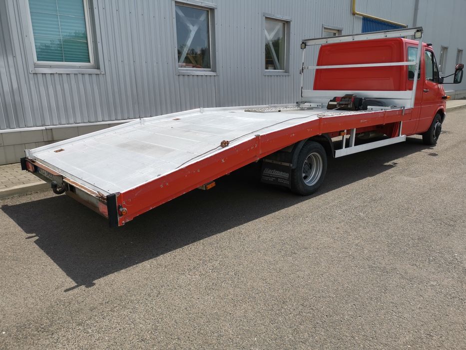 Эвакуатор Sprinter 616 cdi extra long