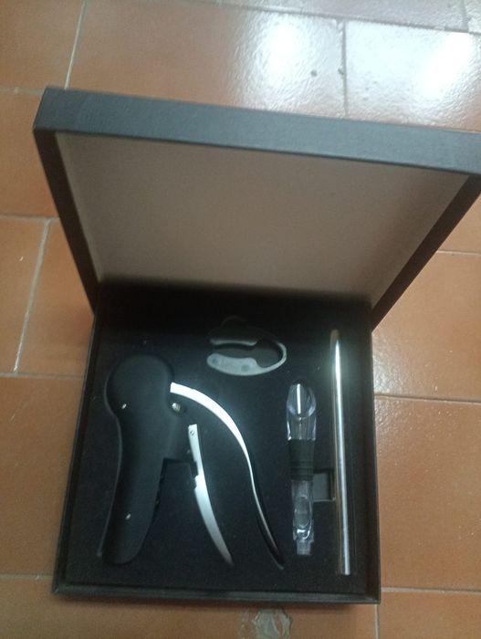 Conjunto para garrafeira