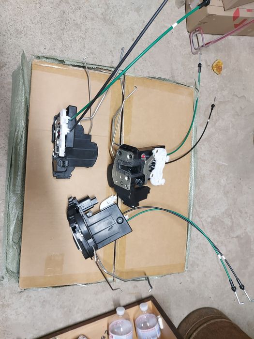 Замок двері кіа церато киа,kia cerato