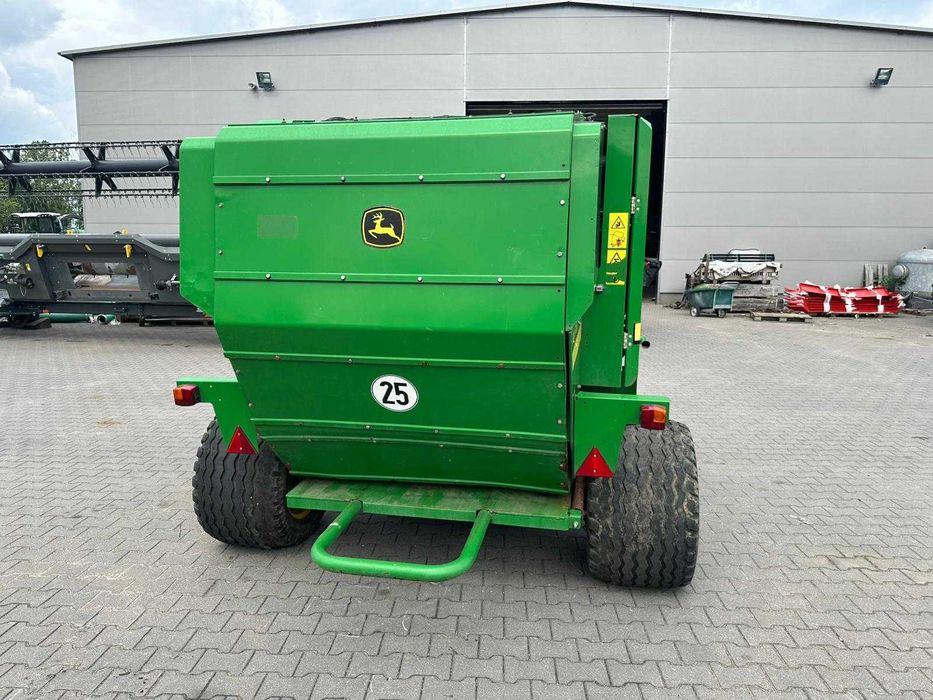 Prasa John Deere 623 MultiCrop