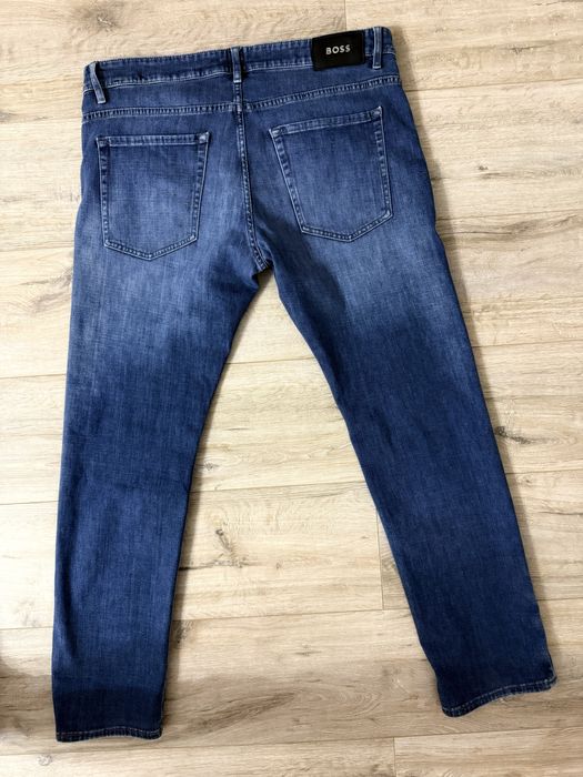 Джинсы Hugo Boss (оригинал). Размер 34-36 (52)