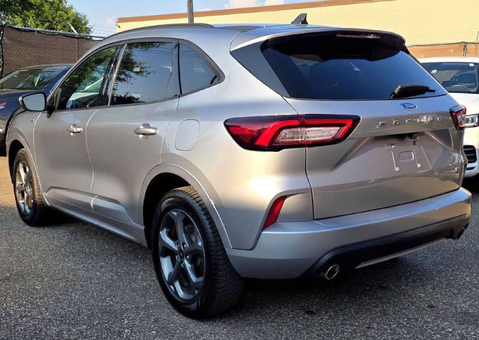 Ford Escape ST-Line Select      2023