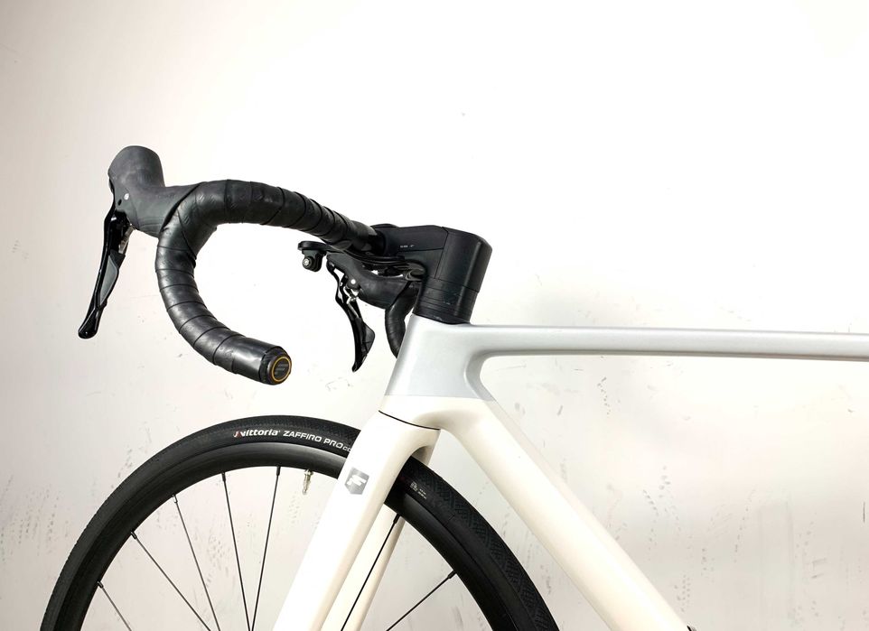 Шосе карбон 2х12 Focus Izalco MAX 8.7  В ідеалі.
