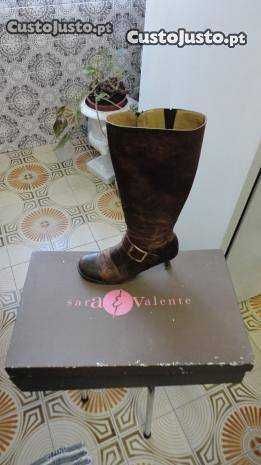 Botas de senhora em pele castanha Sara Valente