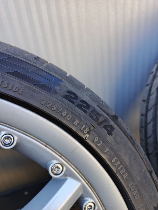 Sprzedam felgi 18"z oponami