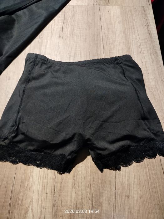 Majtki push up rozm 38