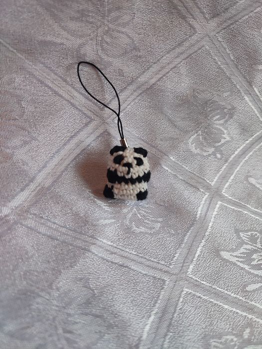 Брелочки зв'язані гачком