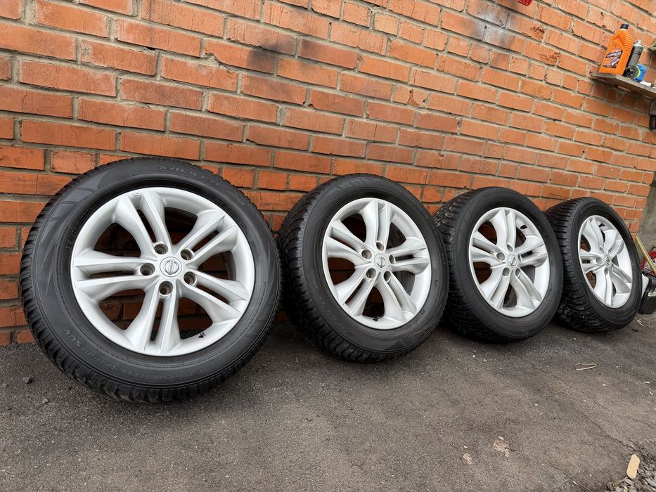 Диски Ніссан Кашкай R17 5 114.3 та резина ЗИМА Рено Дастер 215 60 17