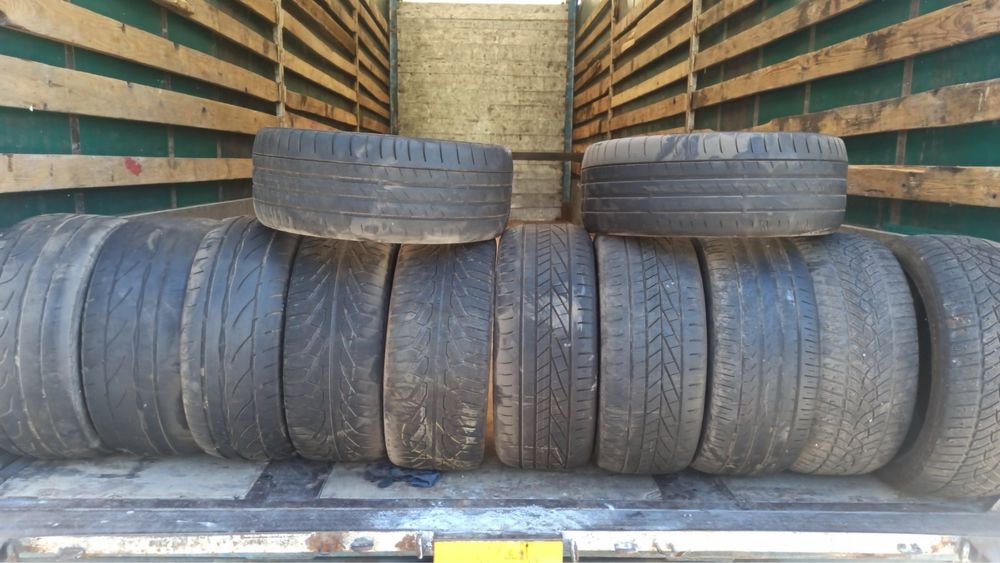 Продам резину 235/45 R17