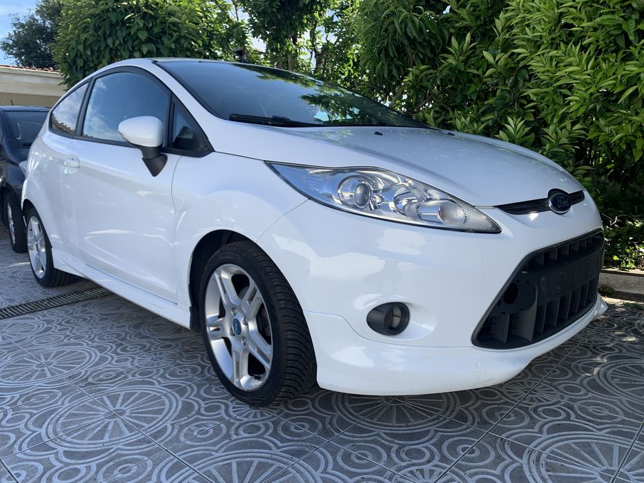 Ford Fiesta 1600 TDI. ST Line