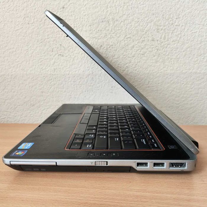 Розпродаж! Доступний Dell Latitude E6420 14"i5-2540M/4GB/250GB/GF4200M