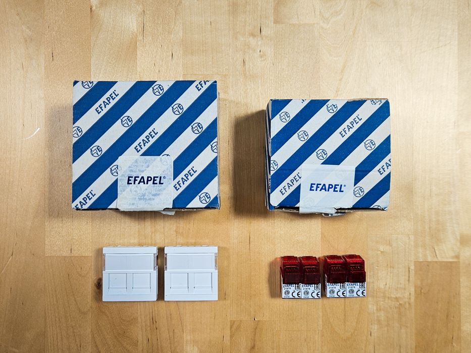 1x Conjunto conectores RJ45 e módulos duplos RJ45 branco da EFAPEL