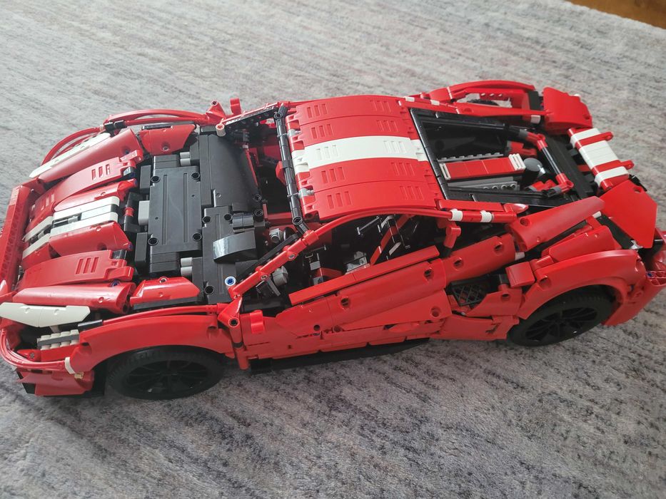 Lego technic MOC C61042 Ferrari 488 Pista 1:8