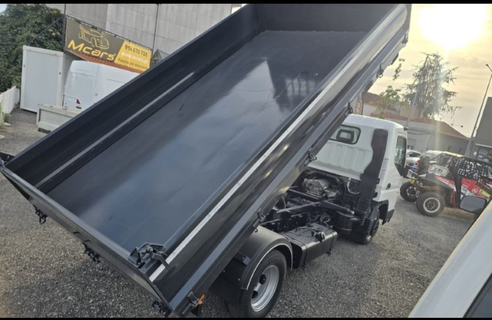Mitsubishi Canter Fuso 3.0 Turbo,  tribasculante 2007