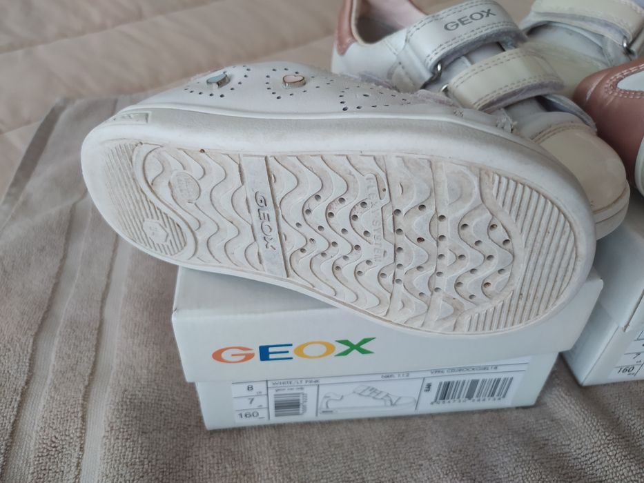 Ténis geox tam. 24 gémeas