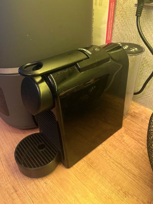 Delonghi Essenza Mini EN85.