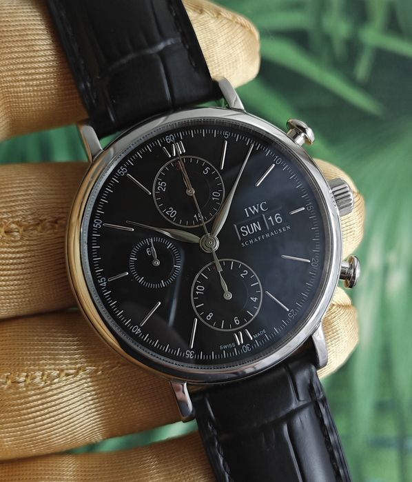 IWC Portofino Chronograph Automatic 42 mm IW391008 zegarek męski automatyczny garniturowiec chronograf na pasku do garnituru Portugieser czarny full