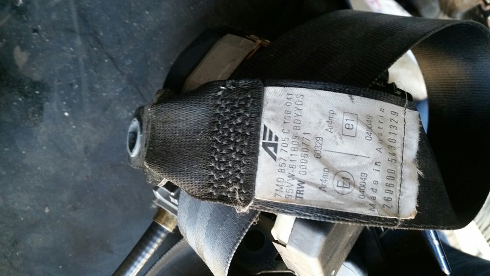 Pas kierowcy/pasażera sharan/tył