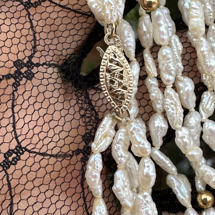 Буси:річкові перли та золото 585.вінтаж