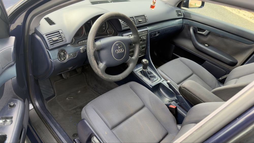 AUDI A4  1.9 TDI DIESEL    130 CAVALOS