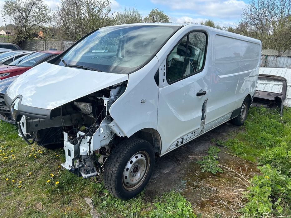 Renault Trafic III 2018r 1.6 cdti Karoseria z dokumentami i kluczykami komplet
