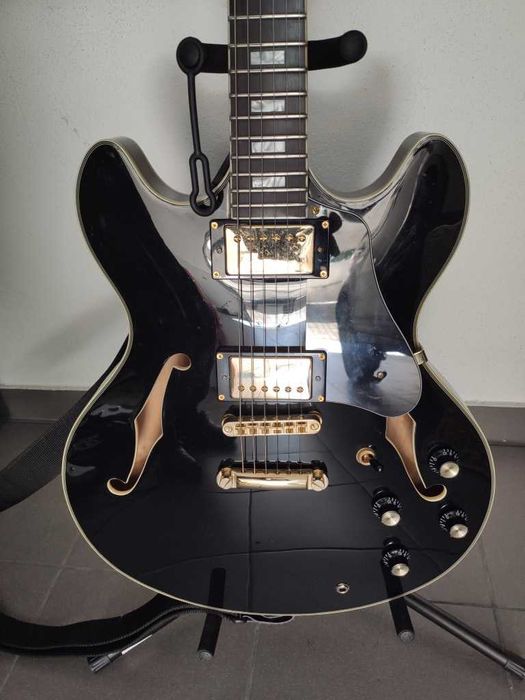 Sire Larry Carlton H7 BK