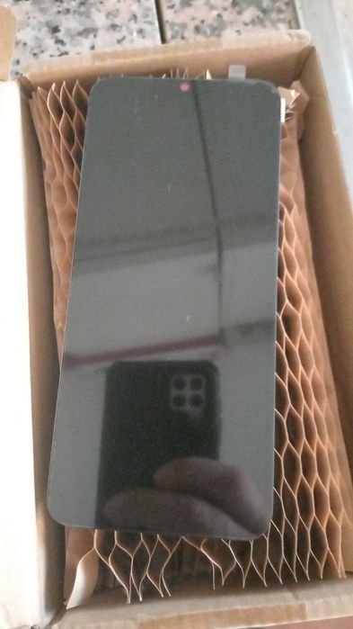 Duas telas de telemovel samsung  a14