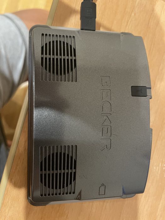 Old but Fully Functional GPS Navigator64171304715906124