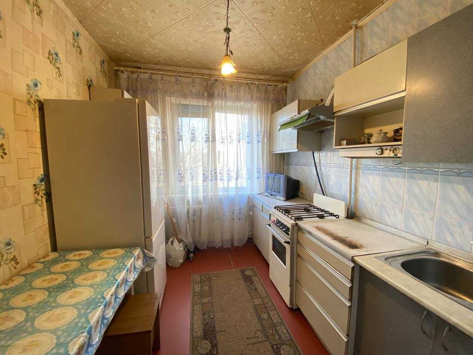 Продаётся трёхкомнатная квартира на мкрн. районе Солнечный