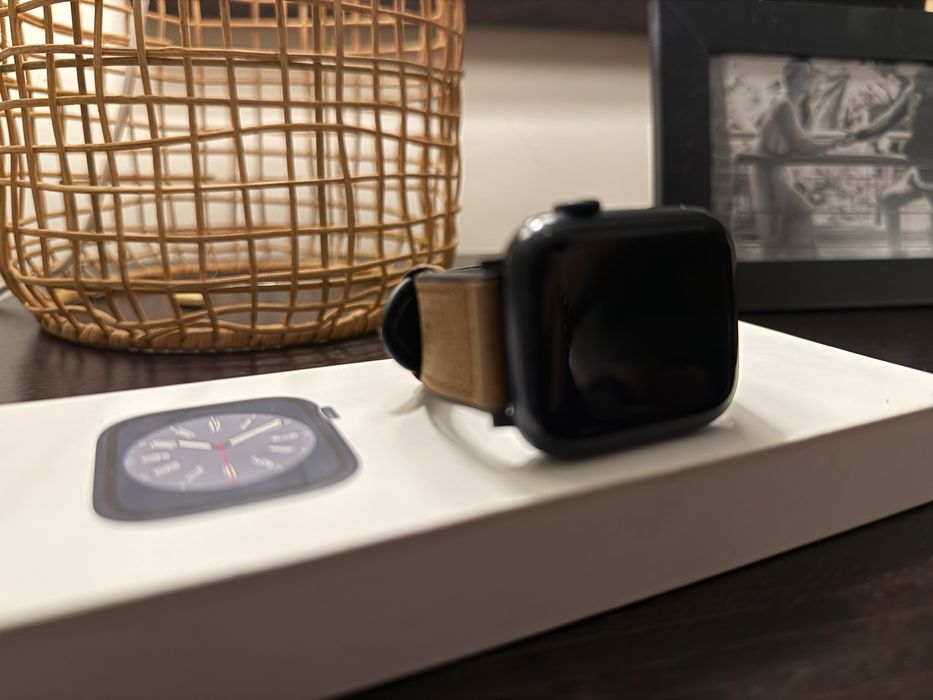 Apple Watch Series 8 GPS  com caixa