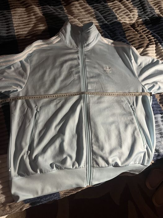 Зипка Adidas голуба