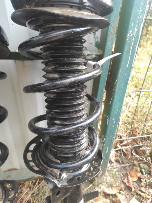 Амортизаторні стійки в сборі з пружинами і опорами Escape MK4 Kuga MK3