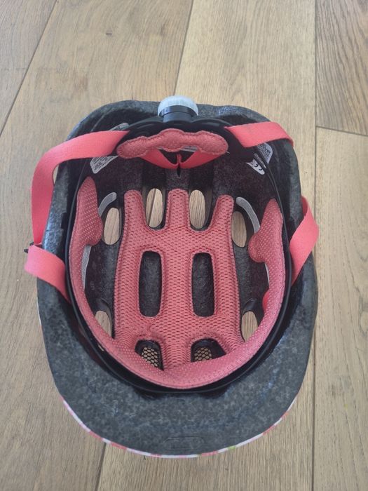 Kask dziecięcy abus smiley 2.0 LED  rozmiar 50-55