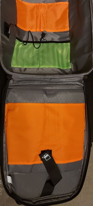 Mochila de viagem marca KARINA 40/20/30