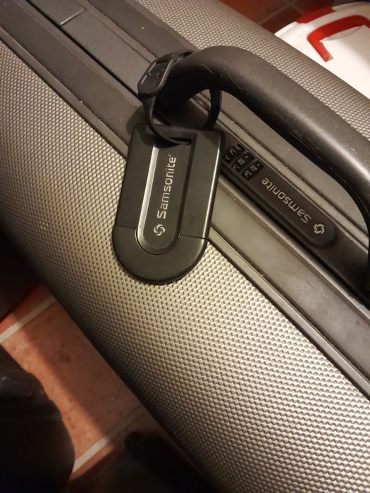 Vendo 5 malas samsonite  de porão rígidas