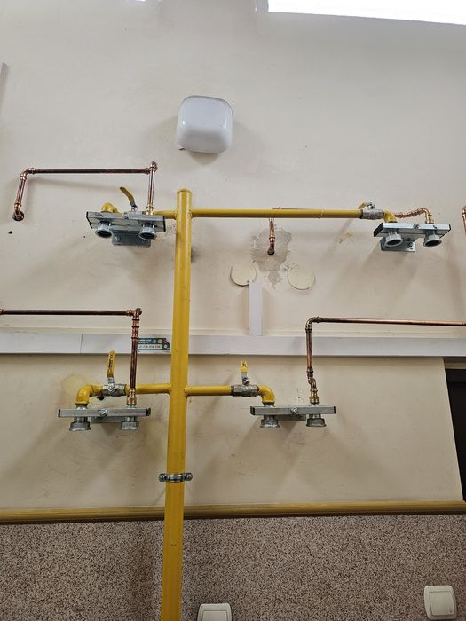 Gazownik - Warszawa i okolice. Pełen zakres usług. 24h/7