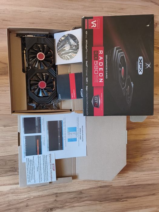 Rx 580 xfx 8 GB.