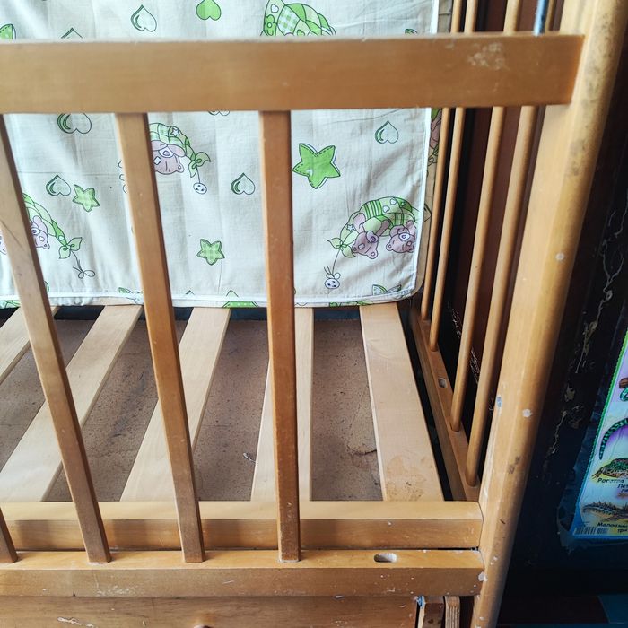 Продам дитяче ліжечко (колиска)