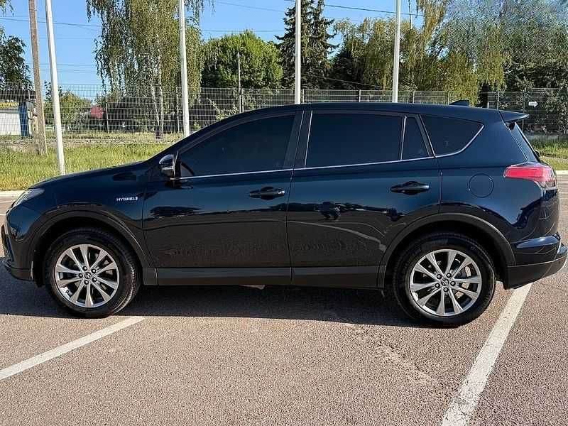Надійний позашляховик Тойота РАВ4 / Toyota RAV4, оренда авто під викуп, авто бу, оренда авто з правом викупа, прокат машин