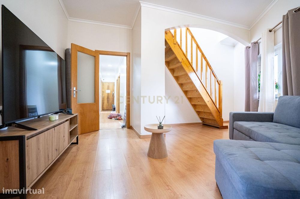 Andar de moradia bifamiliar com Terraço com vista rio em Marvila | Lis