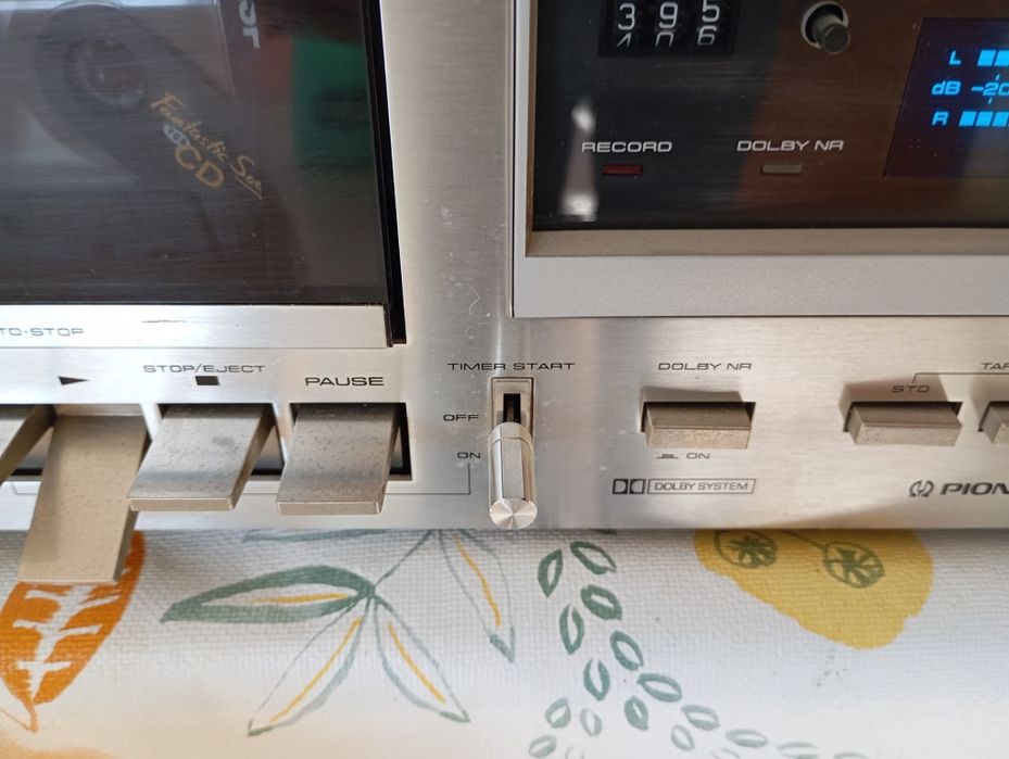 PIONEER CT-F 600 Cassete Deck