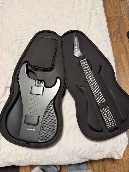 Гитара Aeroband Gitar