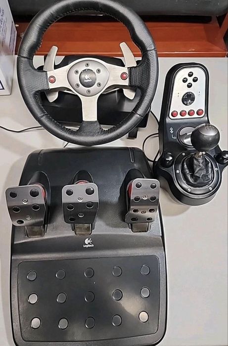 Volante Logitech G25 - Estado Impecável