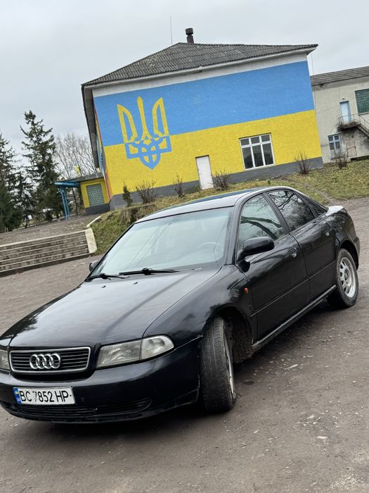 В продажі ауді а4 б5 1.8 турбо