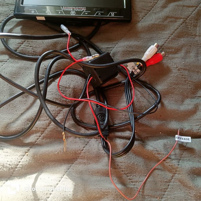 Monitorek do kamerki cofania